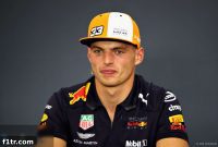 Verstappen Unconvinced by Ricciardo’s Move