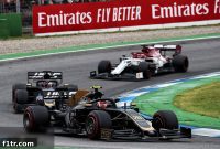 Grosjean Admits Luck After Magnussen Clash