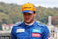 McLaren Eyes Sixth Place for Sainz