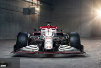 Alfa Romeo Unveils Slimmer C41 Nose via Token Spend