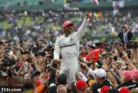 Silverstone Urges Vaccine Passports for Full British GP Attendance