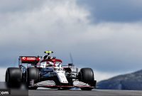 Wobbly Helmet No Match for Ilott’s First Practice Progress