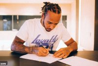 Hamilton’s extended stay: Good news, even for his detractors