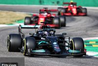 Hamilton Foresees Verstappen Cruising to Victory From Pole