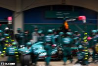 Vettel Explains Aston Martin’s Slick Tyre Gamble