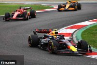 Verstappen catches Hamilton, cruises to Shanghai sprint victory
