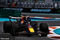 Verstappen overcomes error for sprint pole, Leclerc bounces back to second