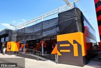 Piastri: McLaren Drivers Unfazed by Motorhome Snag