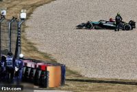 Hamilton blames Austin bumps for Mercedes handling woes